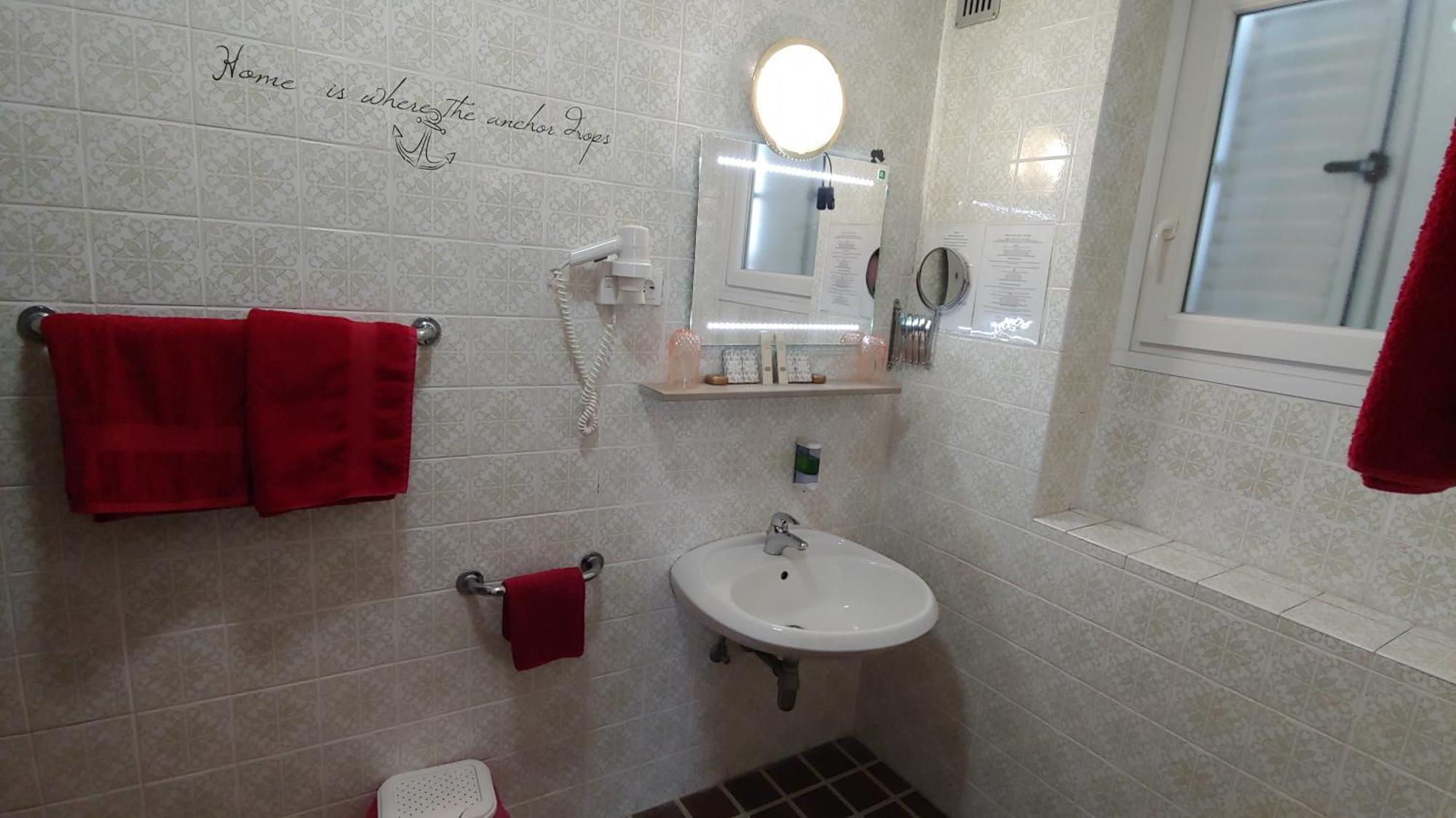 Villa Senegacnik Portoroz Bilik gambar